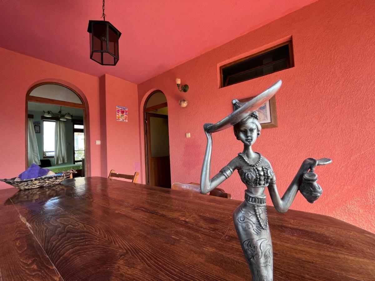 Brunette Beauties Guesthouse & Studio Sinemorets Екстер'єр фото